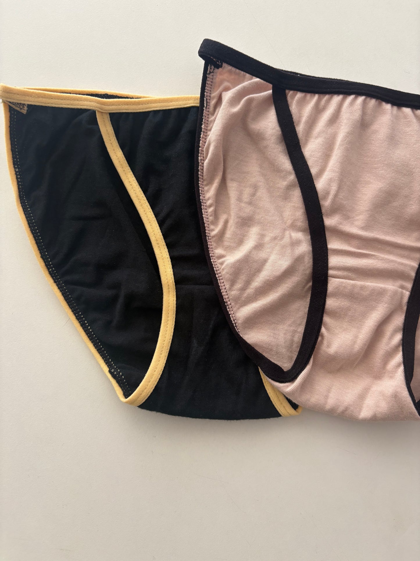 Mocha String Bikini Underwear Set, Pack of 2